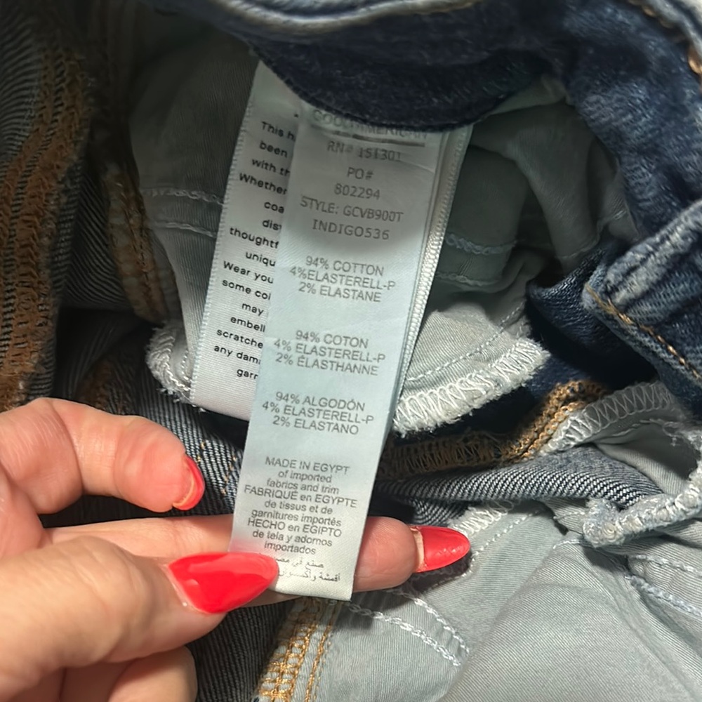 Good American High-Rise Wide Leg Jeans in Medium Blue - Picture 5 of 9